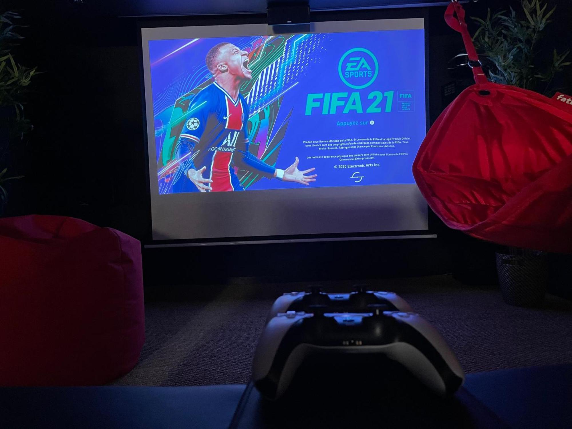 Capsule Cinema - Balneo Home Cinema Playstation 5 فالنسيان المظهر الخارجي الصورة